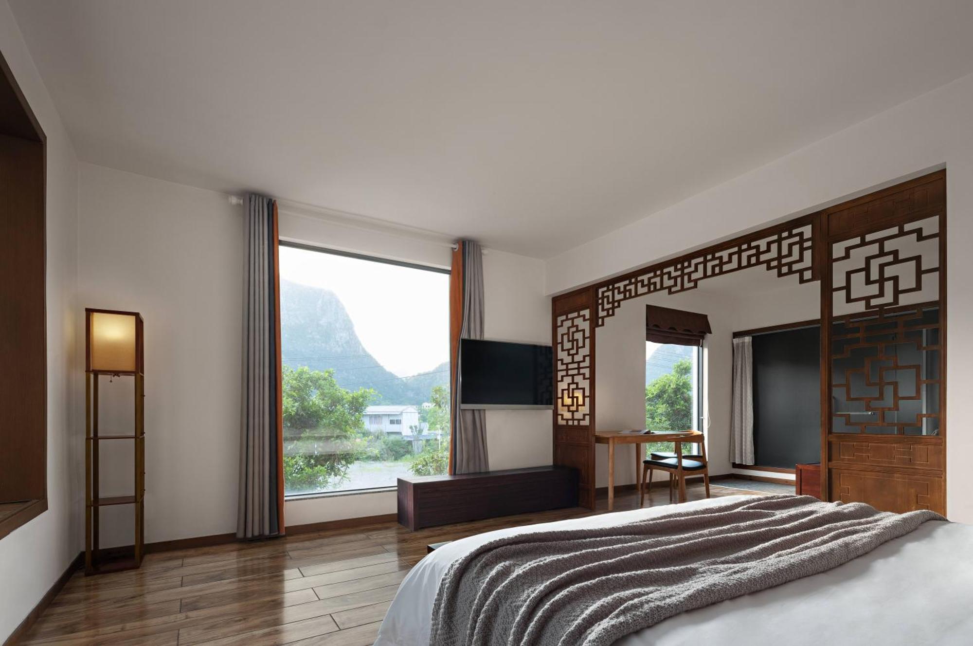 Serene Vale Inn Guilin-Free One Way Pick Up Service To High-Speed Railway Station For 2 Nights Экстерьер фото