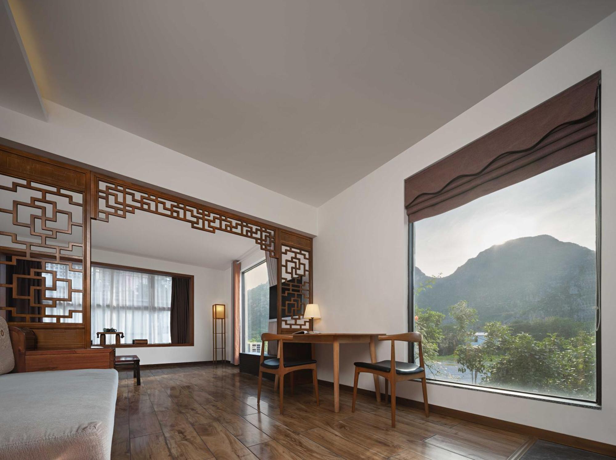 Serene Vale Inn Guilin-Free One Way Pick Up Service To High-Speed Railway Station For 2 Nights Экстерьер фото