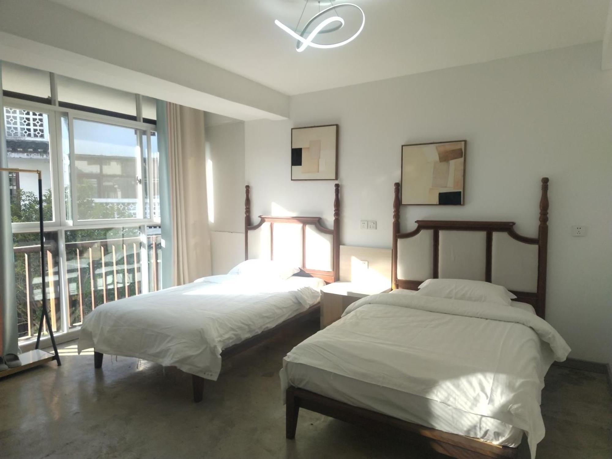 Serene Vale Inn Guilin-Free One Way Pick Up Service To High-Speed Railway Station For 2 Nights Экстерьер фото