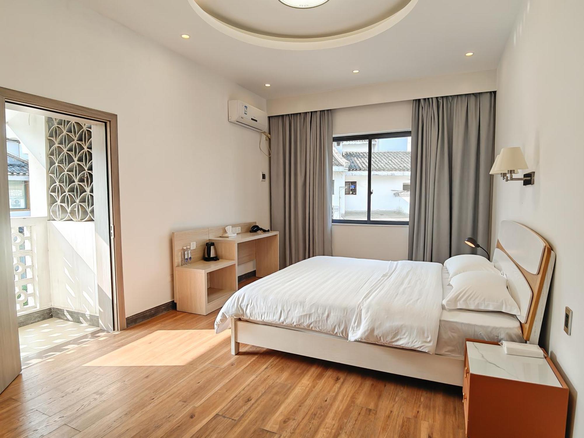 Serene Vale Inn Guilin-Free One Way Pick Up Service To High-Speed Railway Station For 2 Nights Экстерьер фото