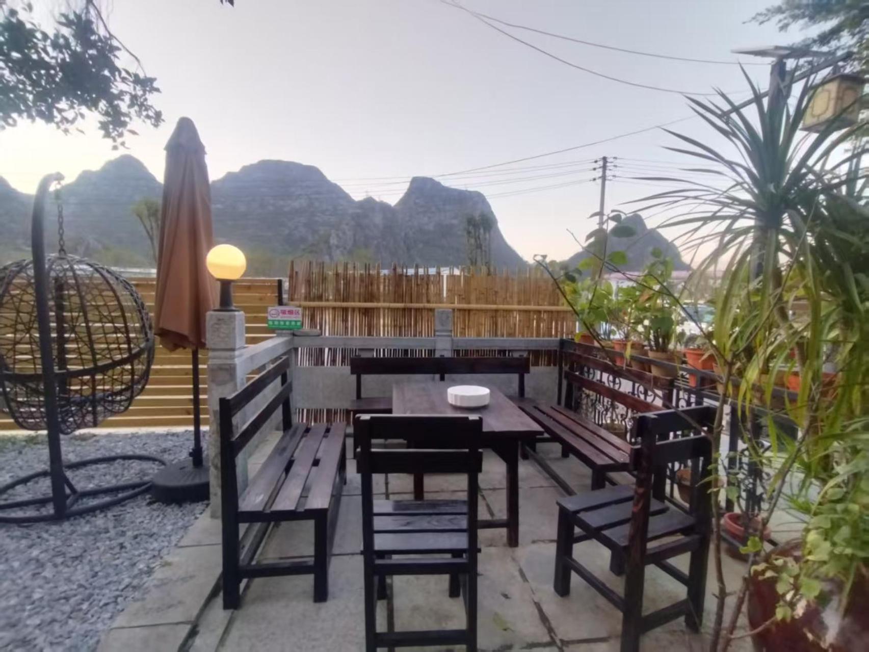 Serene Vale Inn Guilin-Free One Way Pick Up Service To High-Speed Railway Station For 2 Nights Экстерьер фото
